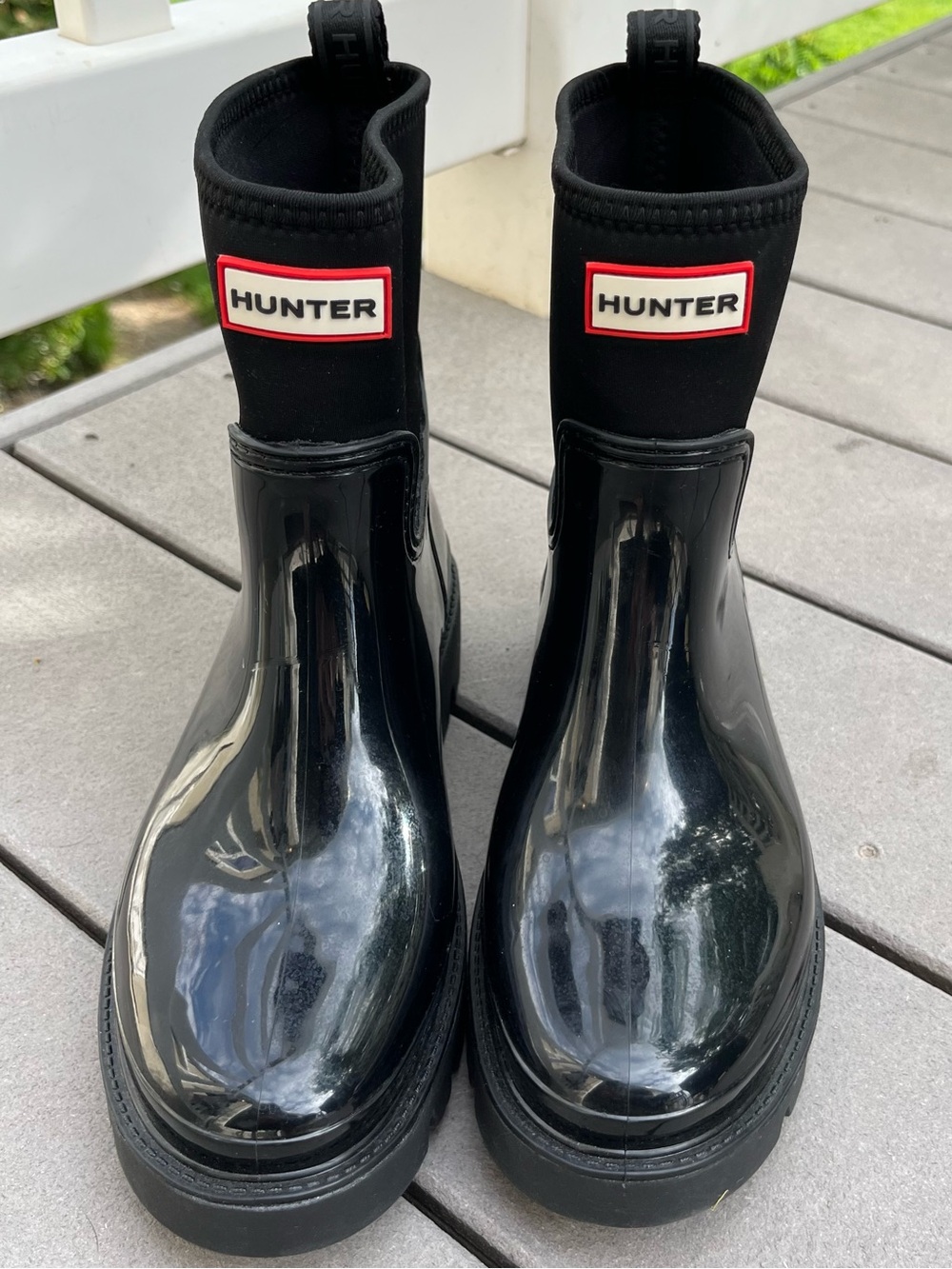 Hunter Play Short Rain Boots Gloss Black Womens 7 NWOT - Picture 2 of 11